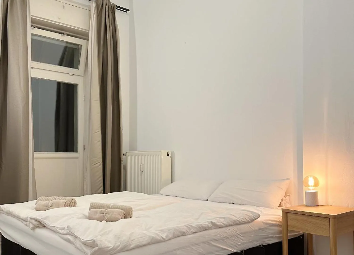 Room In Shared Apartment In Berlin-Kreuzberg 0*, 베를린 독일