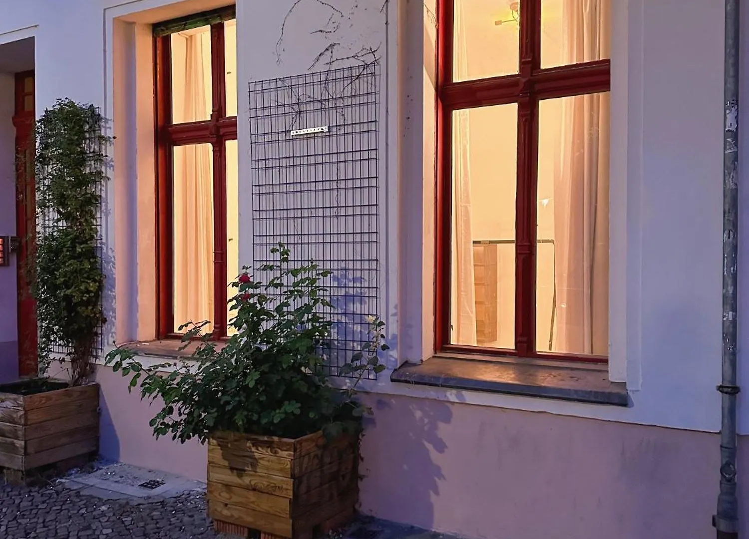 Room In Shared Apartment In Berlin-Kreuzberg 0*, 베를린