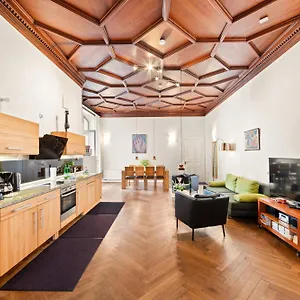  Apartment Aptc Downtown Monument4rent Near Checkpoint Charlie